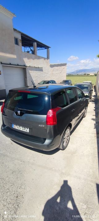 Peugeot 5008 2009