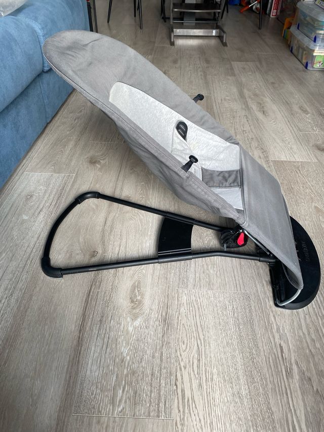 Hamaca bebé BabyBjörn gris