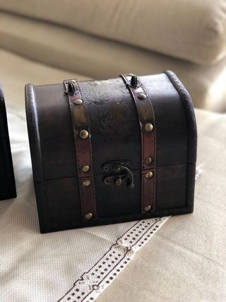 Arcas decorativas vintage madera cuero metal