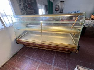 Vitrina expositora refrigerada 2 metros de larga