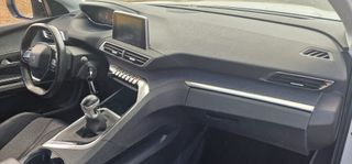 Peugeot 5008 2018