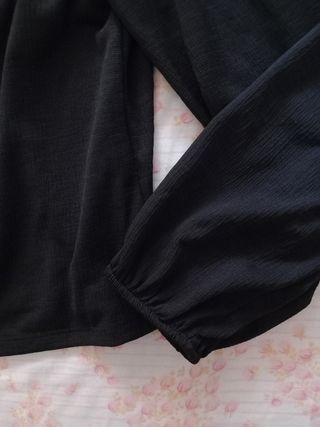 Top Bershka hombros descubiertos 