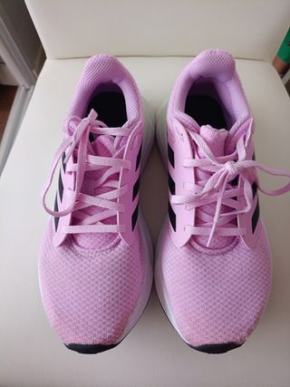 Zapatillas Adidas rosas y negras