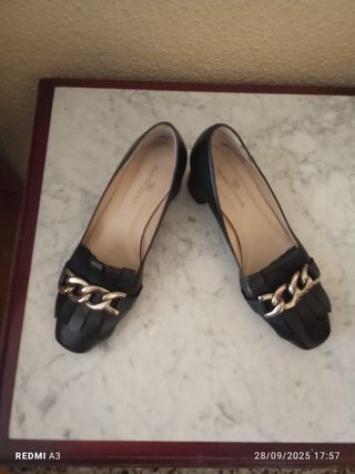Zapatos Gloria Ortiz Negros Mujer