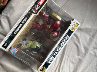 Funko Pop Hulkbuster vs Hulk 394 Movie Moments