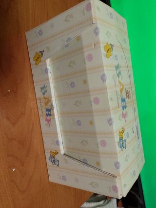 Caja de 24 cuadros nuevos por 10€