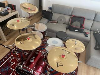 Batería Sonor como nueva.