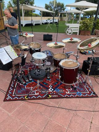 Batería Sonor como nueva.