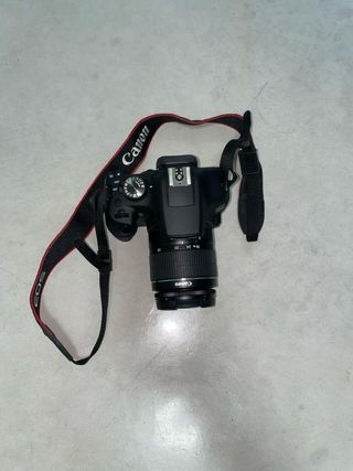 Cámara Canon EOS 2000D + Objetivo kit 18-55mm