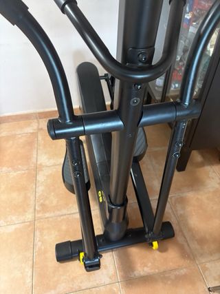 Elíptica Domyos 520