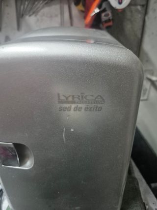 Nevera de viaje Lyrica