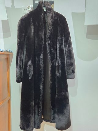 Abrigo Lomo Mouton Testa Negro