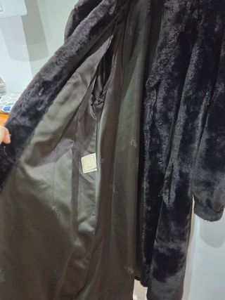 Abrigo Lomo Mouton Testa Negro