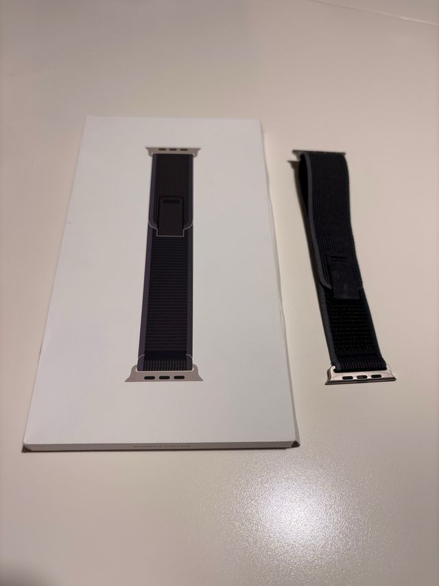 Correa Apple Watch Trail Loop 49mm blue/ black M/L