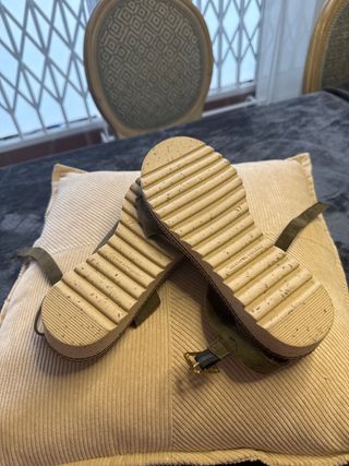 Sandalias planas verdes talla 37