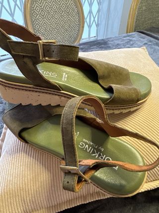 Sandalias planas verdes talla 37