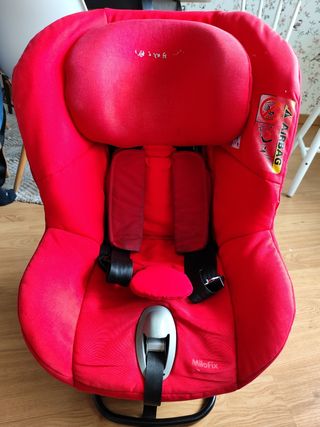 Silla coche Bebe Confort MiloFix 0+/1