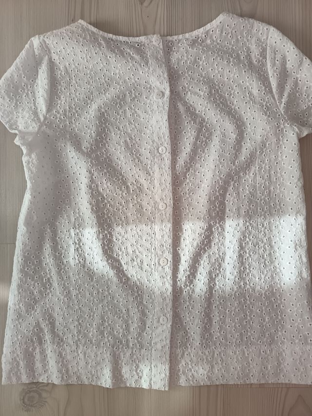 Camisa de algodón bordada blanca