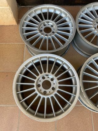 Llantas Alpina Originales (4 unidades)