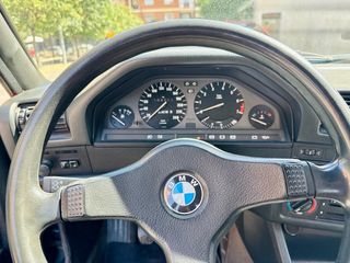 BMW 318 IS 1990