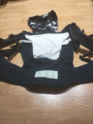 Mochila Portabebés Manduca Diseño Floral