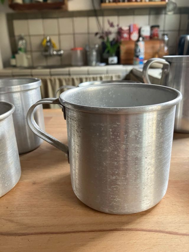 6 Tazas de camping metálicas