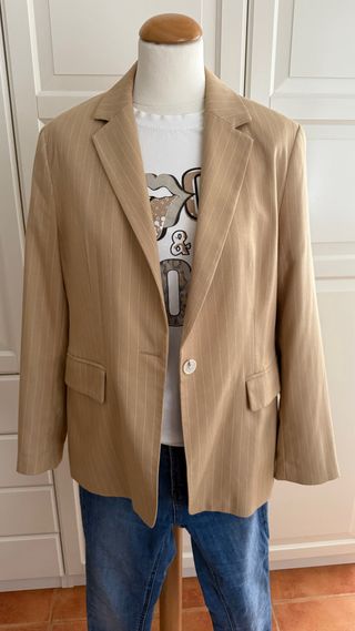 Americana Stradivarius Beige Rayas
