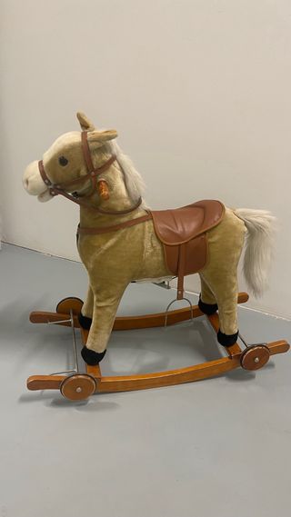 Caballo balancín infantil con ruedas