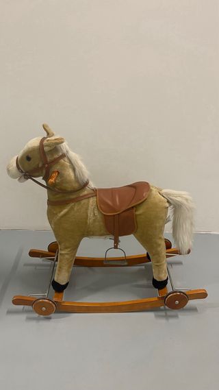 Caballo balancín infantil con ruedas