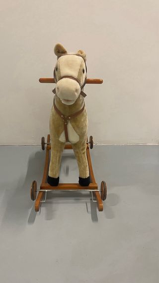 Caballo balancín infantil con ruedas