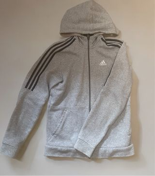 Sudadera Adidas gris con capucha y cremallera