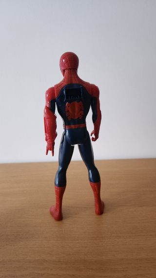 Figura Spiderman con accesorio