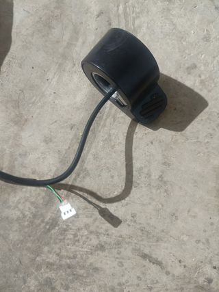 Acelerador Patinete Eléctrico