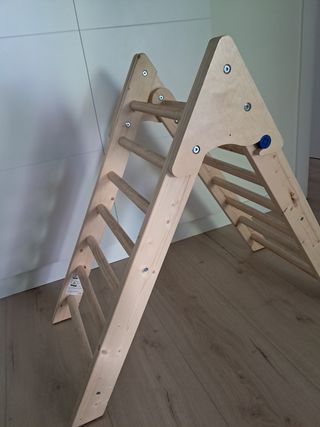 Escalera Triangular Plegable Aldi