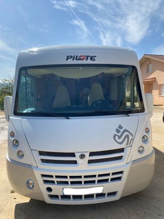 Autocaravana Pilote G690XLG Fiat