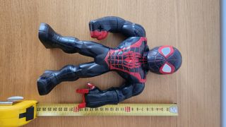 Figura Spiderman Miles Morales