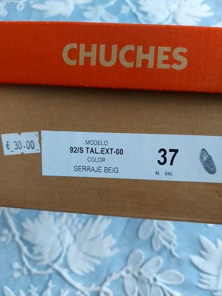 Mocasines CHUCHES Beige Talla 36