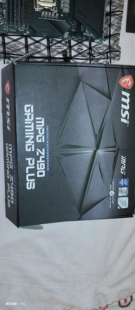 Combo MSI Z490 Gaming Plus + CPU i5 10400F+16gb r