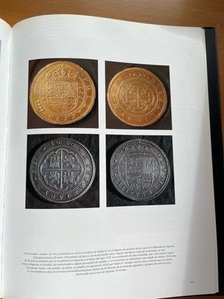 Historia del Dinero (Spanish Edition)