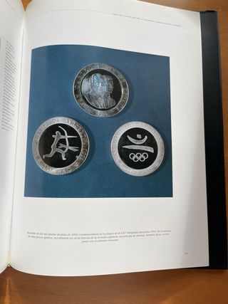 Historia del Dinero (Spanish Edition)