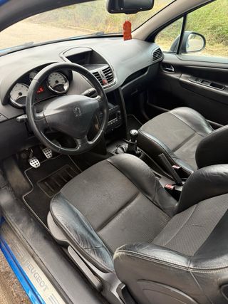 Peugeot 207 Sport