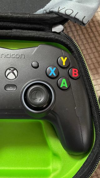 Mando Nacon Revolution XBOX