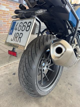 BMW R1200R 2016 con EXTRAS!