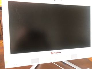 Ordenador Lenovo Blanco