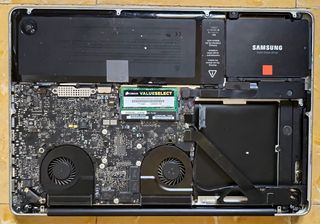 MacBook Pro 2010 Plata