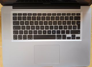 MacBook Pro 2010 Plata
