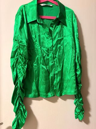 Camisa Zara raso verde