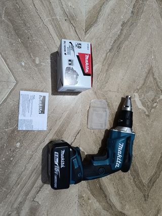 Avvitatore Makita DFS452  Batteria 18V 5.0Ah