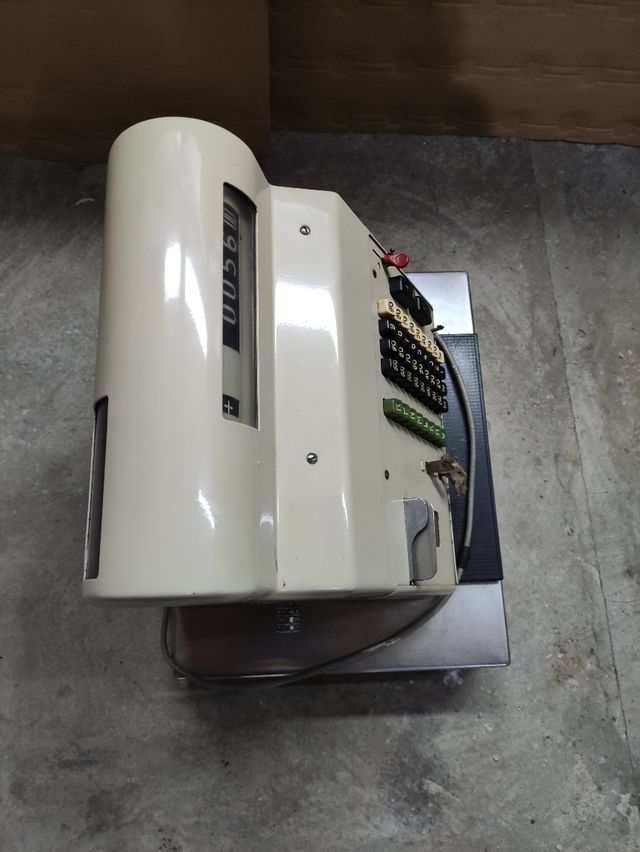 Caja Registradora Hugin Vintage