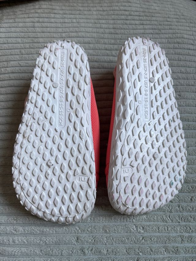 Escarpines playa Nabaji T.24-25